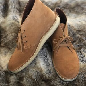 MENS Original CLARKS size 9 1/2